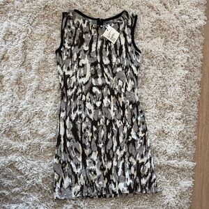 St. John Milano-Knit Scoop-Neck Sheath Dress Sz 2